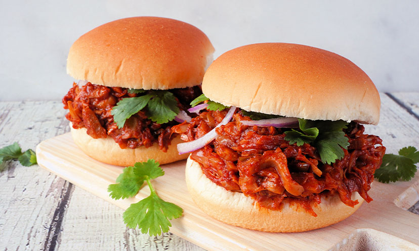 BBQ Jackfruit Sandwiches (Vegan)