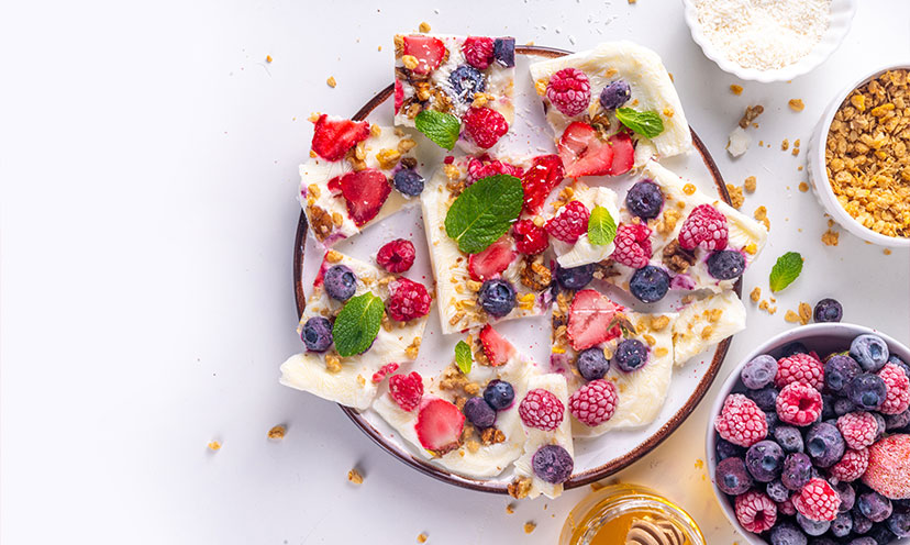 Frozen Yogurt Bark with Berries