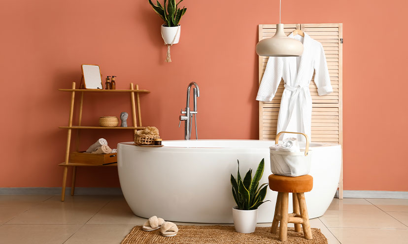 Bathroom with an earthy atmosphere